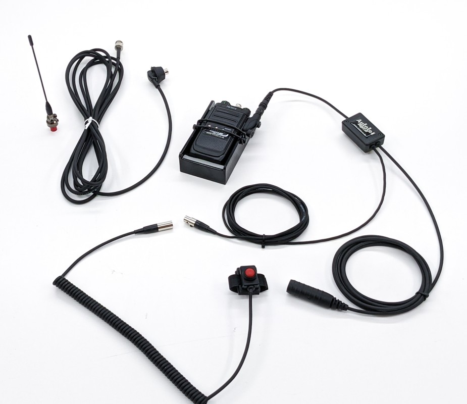 Système d'autoradio complet Race 600