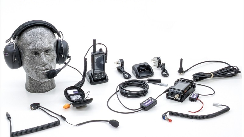 Making the choice between Conventional Radio and Ptt over Cellular PoC